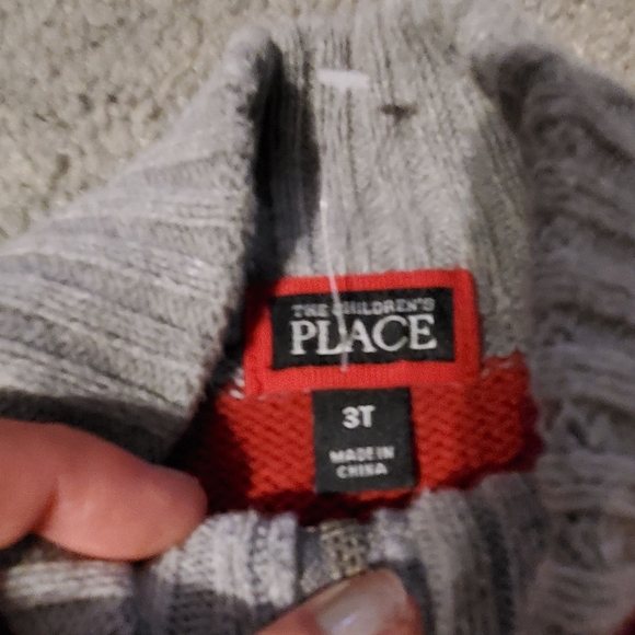 3t sweater runs big and 4 slim jeans new - Picture 4 of 4